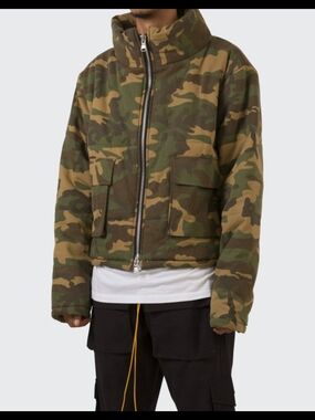 MNML Camouflage Puffer Jacket - Green & Brown
